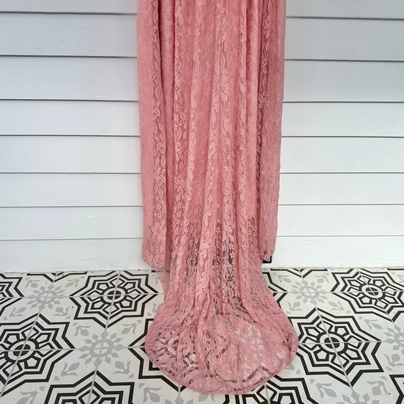 NEW Off the Shoulder Maternity Photoshoot Lace Gown - Picture 7 of 9